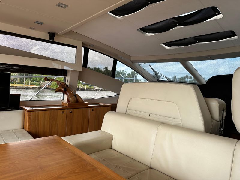 2011 Sunseeker Predator