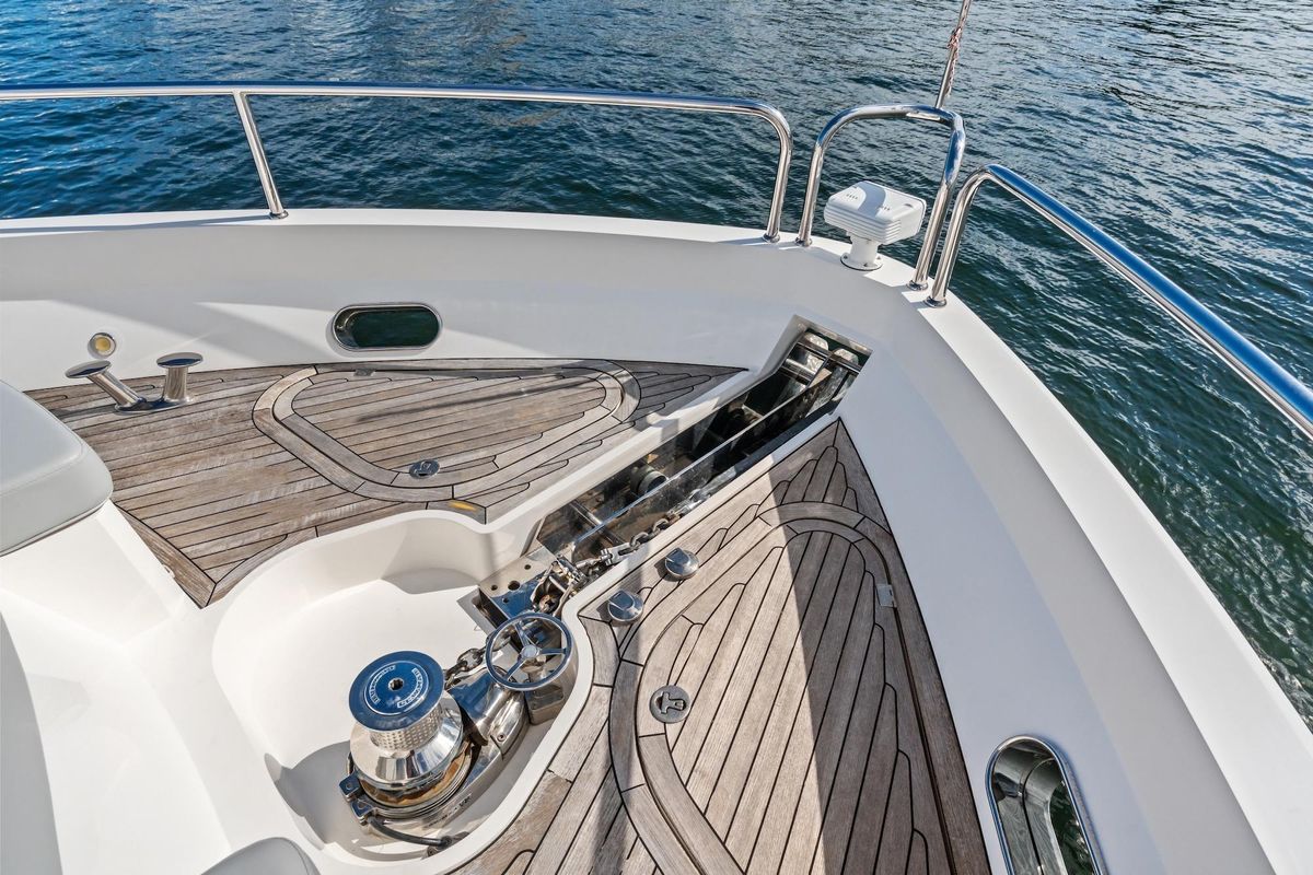2019 Sunseeker 86 