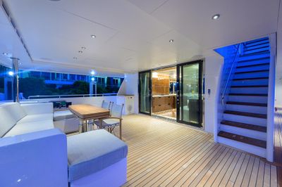 Yacht