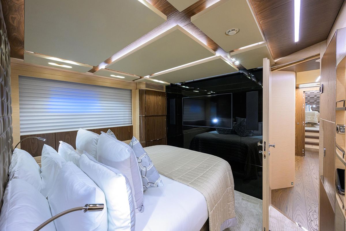 2022 Cantiere Delle Marche 106 