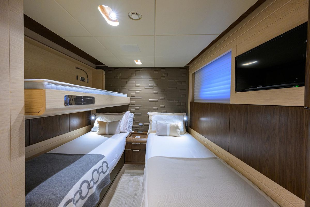 2022 Cantiere Delle Marche 106 