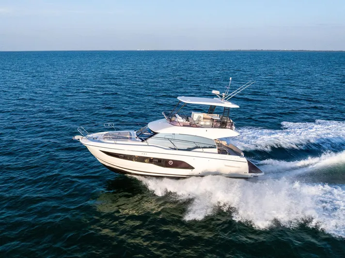 Spirit Led Yacht Photos Pics 2022 Prestige 420 Flybridge- SPIRIT LED