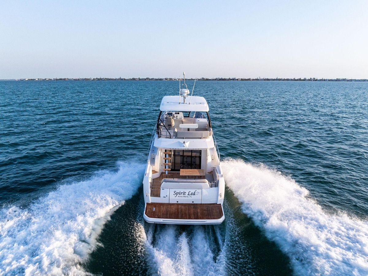2022 Prestige 42 
