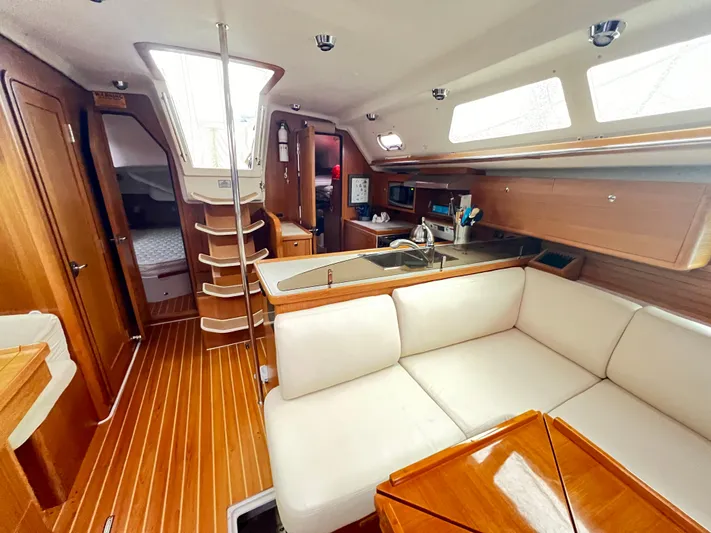 Jehm Of The Sea Yacht Photos Pics Salon View Aft