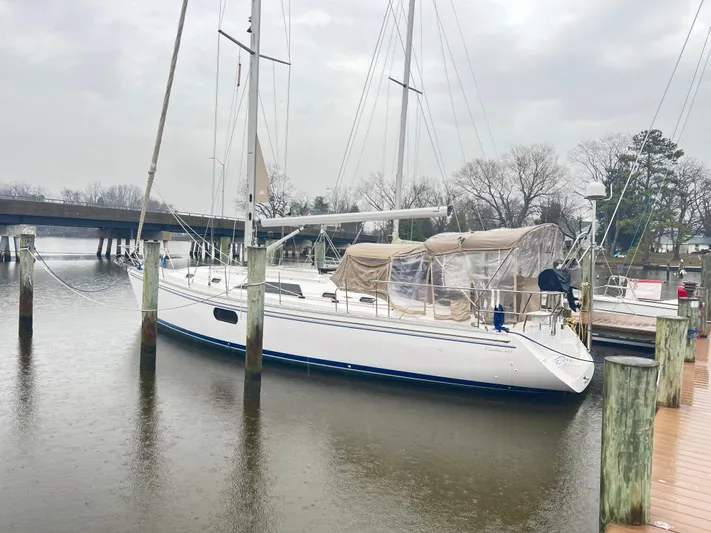 Jehm Of The Sea Yacht Photos Pics In the Water