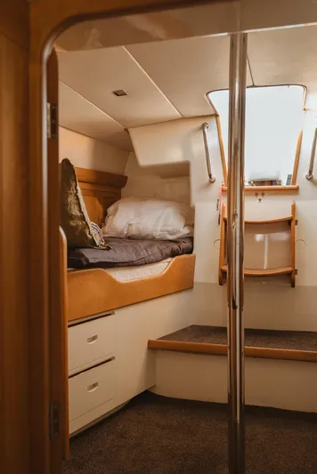 Southern Direction Yacht Photos Pics 