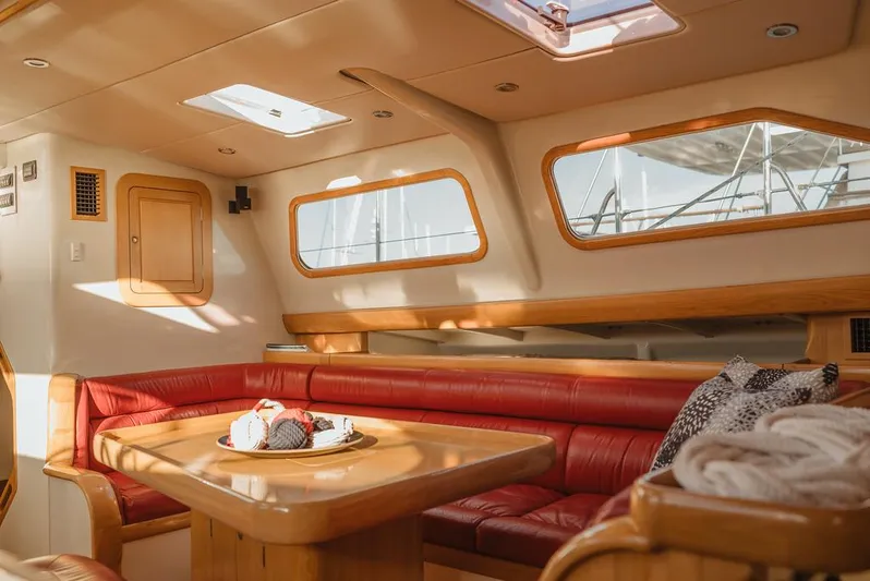 Southern Direction Yacht Photos Pics 