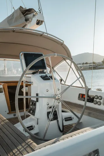 Southern Direction Yacht Photos Pics 