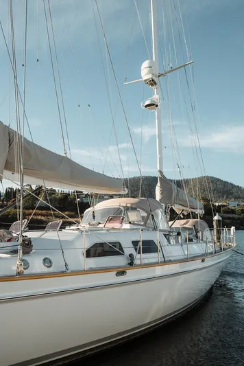 Southern Direction Yacht Photos Pics 