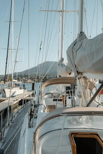 Southern Direction Yacht Photos Pics 