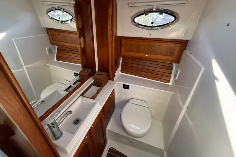 Little Moon Yacht Photos Pics 