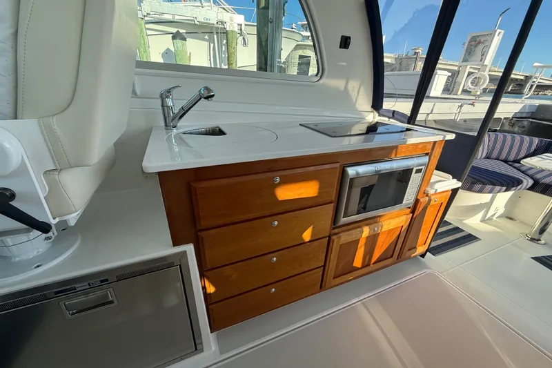 Little Moon Yacht Photos Pics 