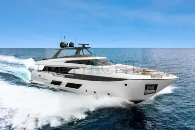 Ferretti Yachts 920