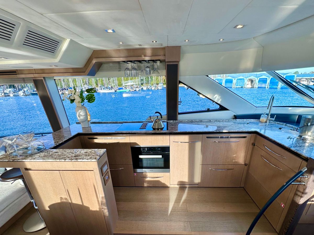2020 Monte Carlo Yachts 70 