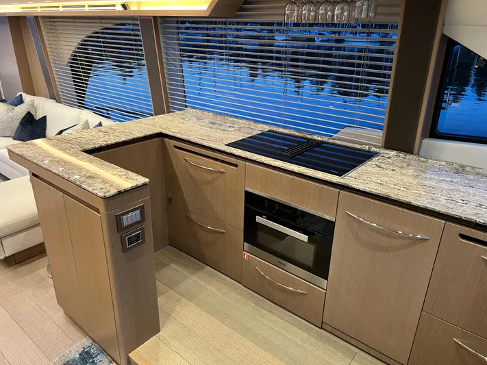 Salve Sol Yacht Photos Pics 