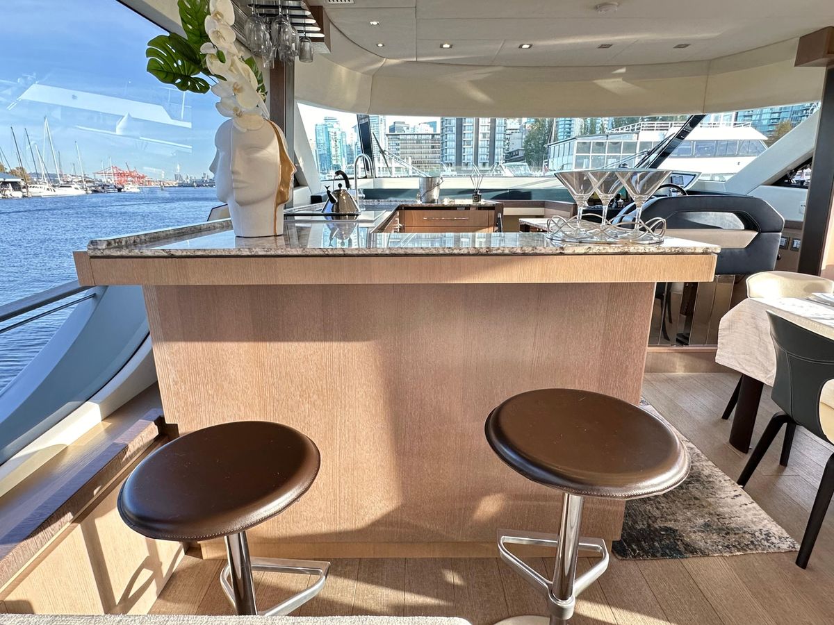 2020 Monte Carlo Yachts 70 