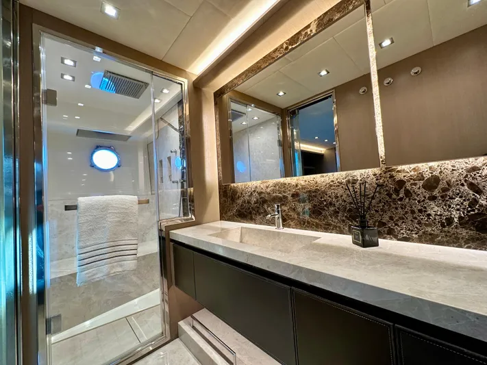 Salve Sol Yacht Photos Pics 