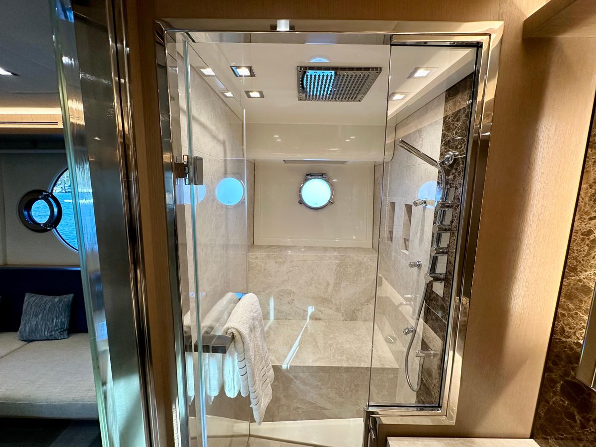2020 Monte Carlo Yachts 70 