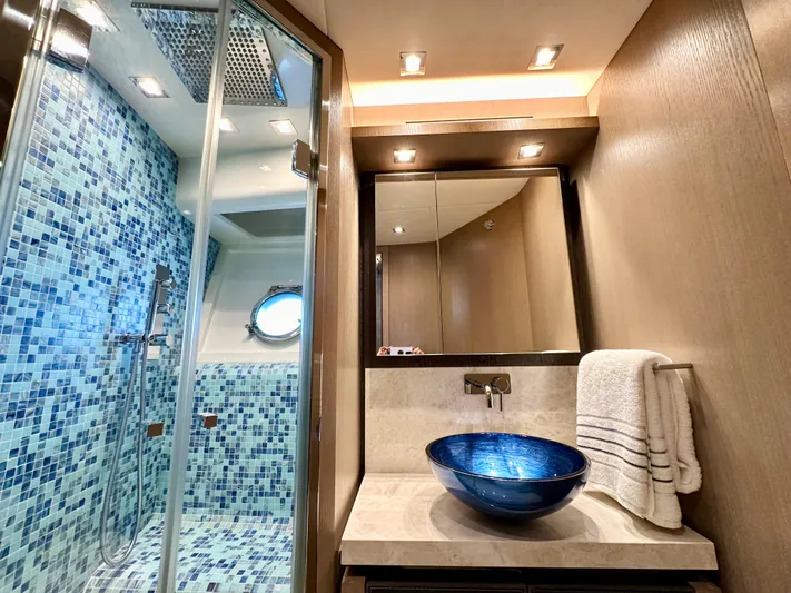 Salve Sol Yacht Photos Pics 