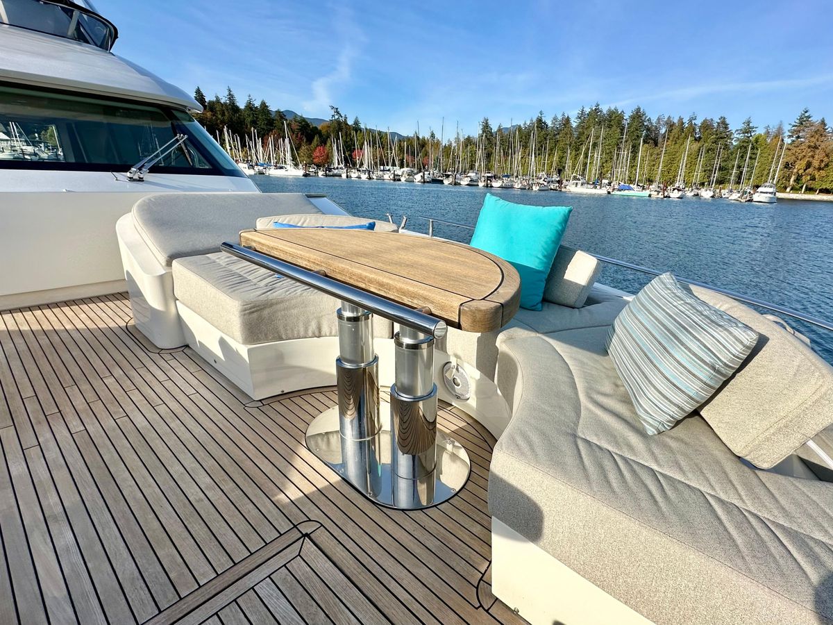 2020 Monte Carlo Yachts 70 