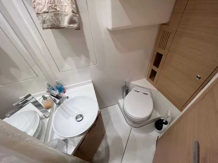 Salve Sol Yacht Photos Pics 