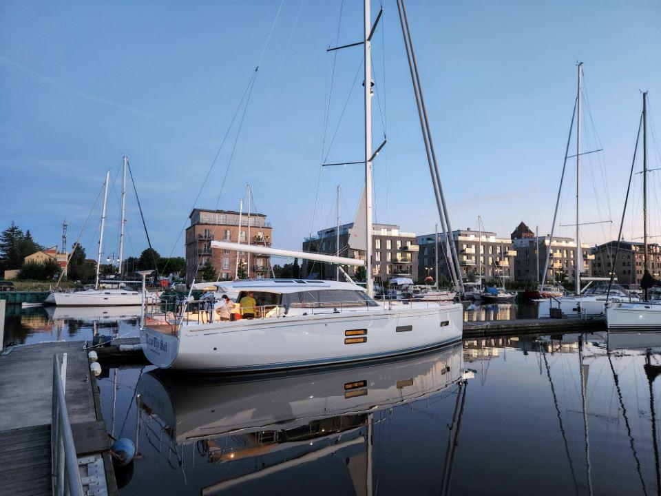 2025 Moody 48 DS Cruiser for sale YachtWorld