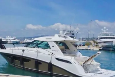 2014 Sea Ray 450 Sundancer