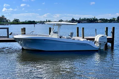 Aquasport 2500 Center Console