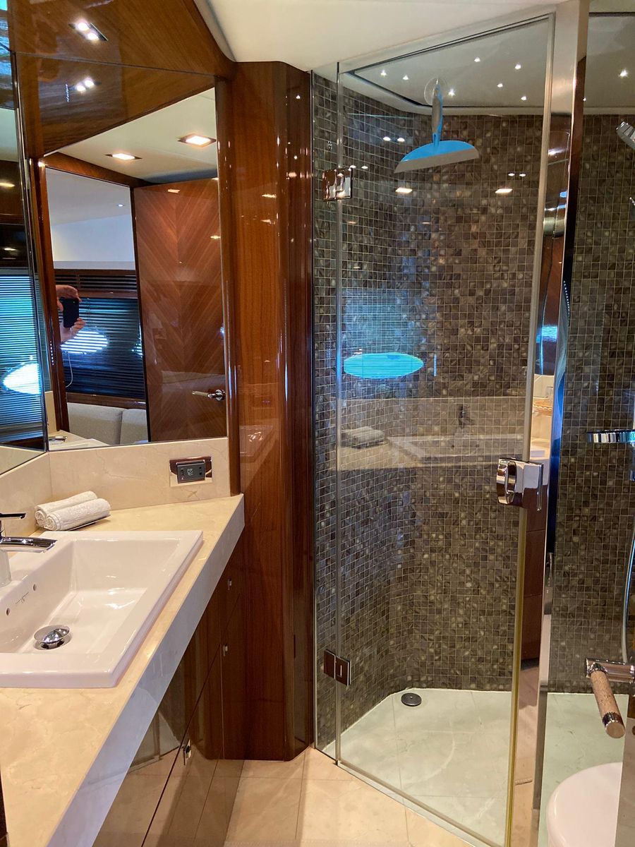 2013 Princess 98 