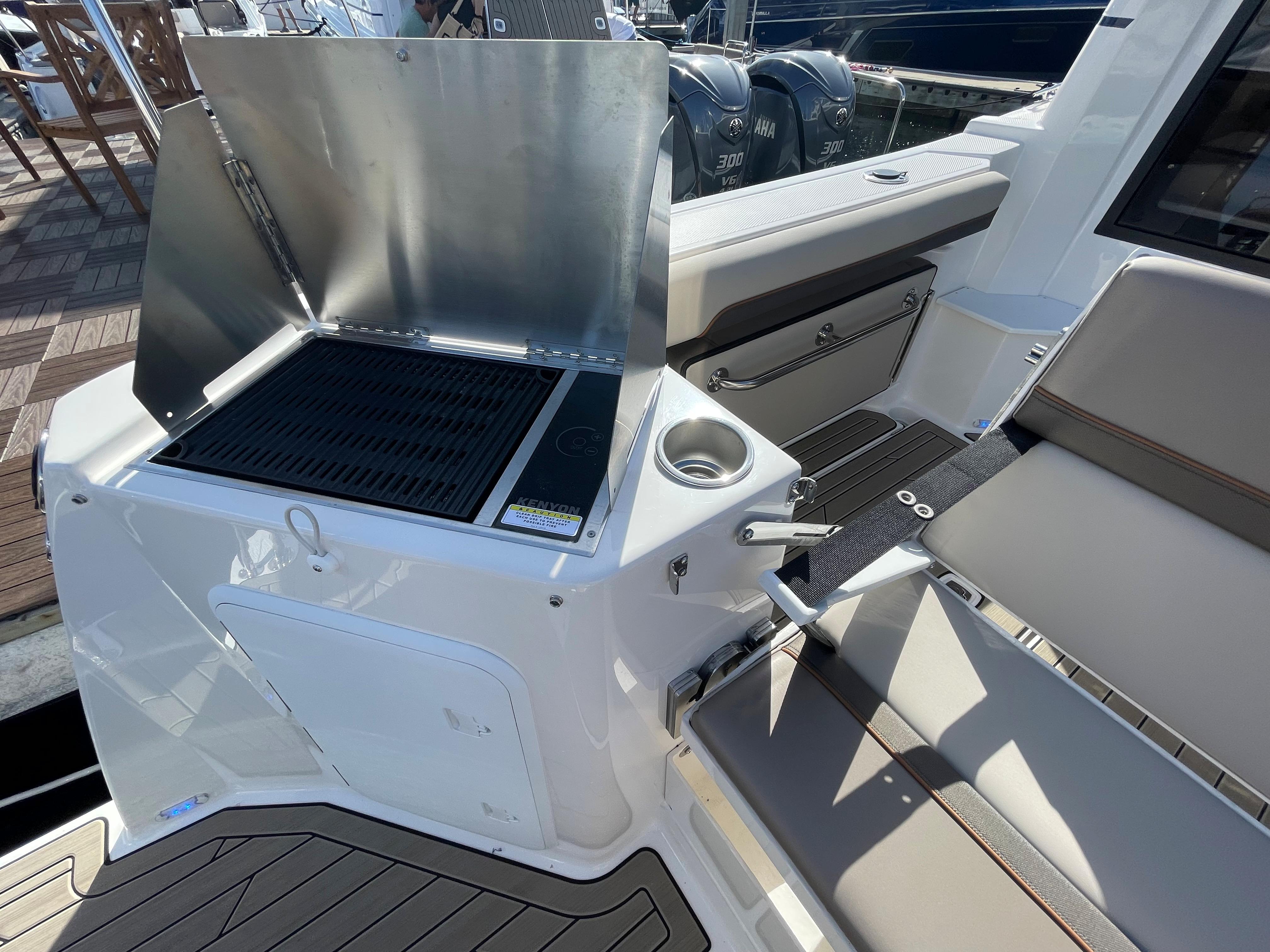 2025 Cutwater C288 Sports Cruiser for sale YachtWorld