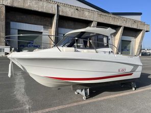 2015 Beneteau Antares 580