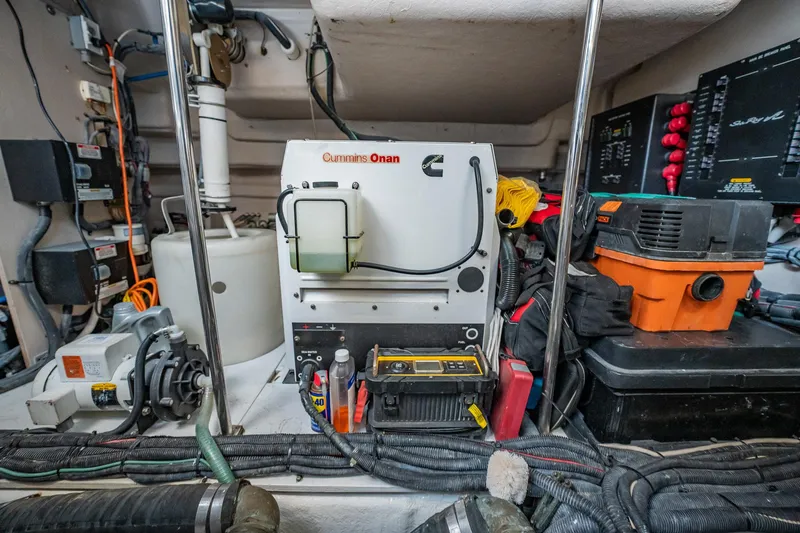 No Shoes Yacht Photos Pics 