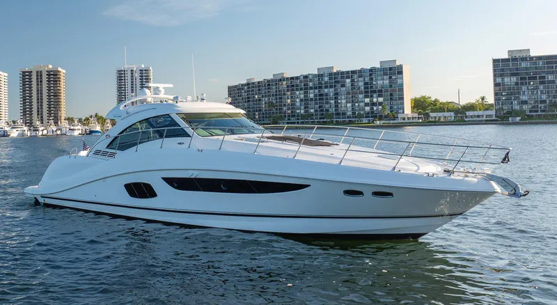 No Shoes Yacht Photos Pics 