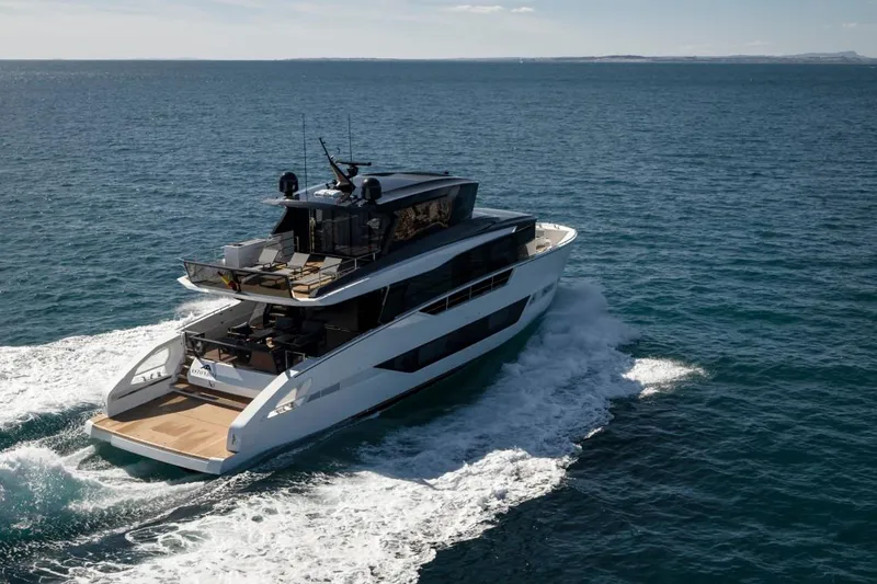 Yachting Conseil Yacht Photos Pics Luxury Astondoa AX8 yacht cruising on open sea, 2025 model.