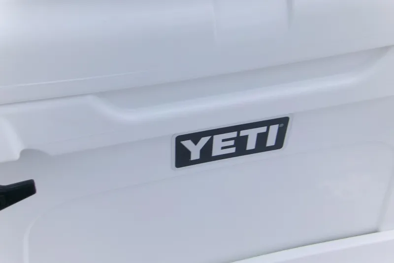  Yacht Photos Pics White YETI cooler on Blackfin 262 HB, 2026 model.