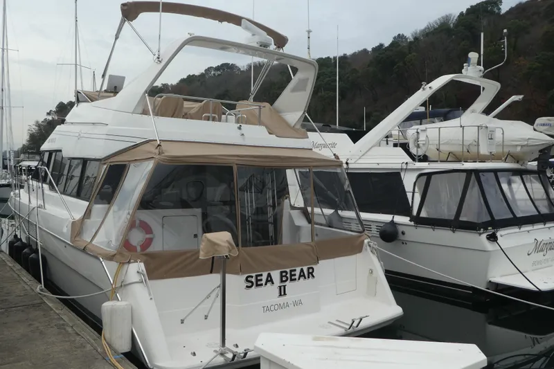  Yacht Photos Pics 1994 Bayliner 4388 Motor Yacht docked, featuring "Sea Bear II" in Tacoma, WA.