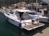 1988 Sea Ray 390 Express Cruiser