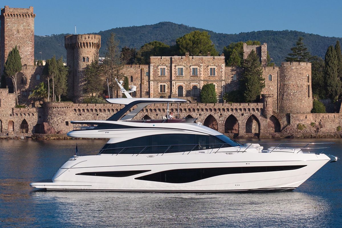 2024 Princess 66 