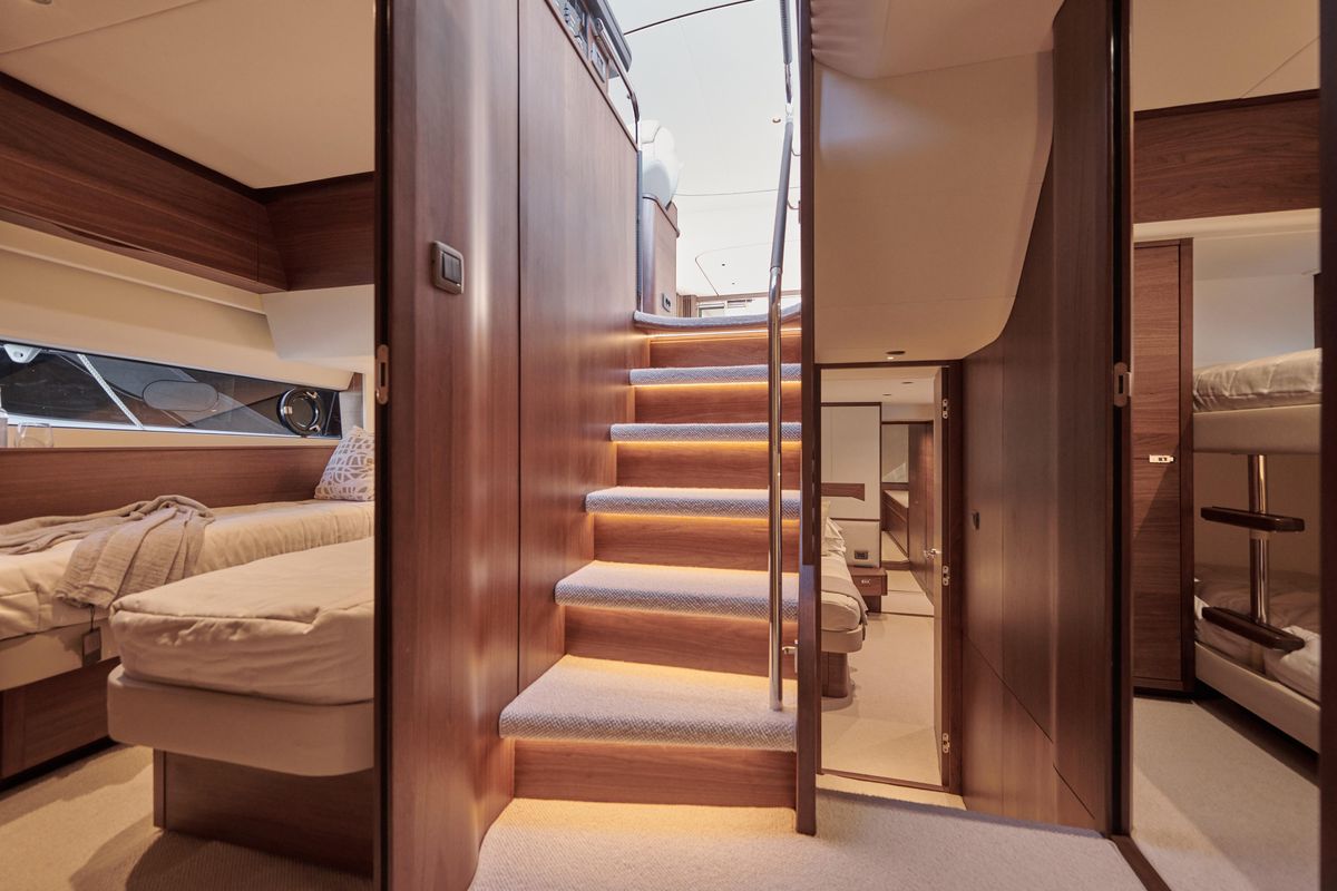 2024 Princess 66 