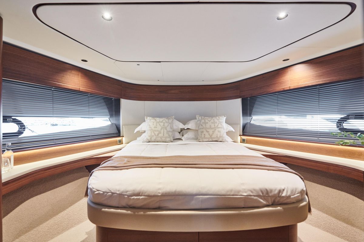 2024 Princess 66 