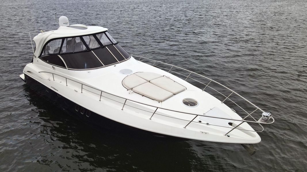 2009 Cruisers Yachts 460 Express