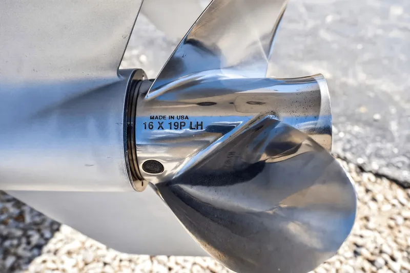 Fishful Thinking Yacht Photos Pics 