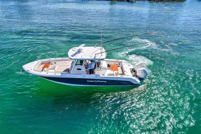 Boston Whaler 330 Outrage