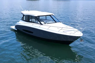 Regal 36 Grande Coupe
