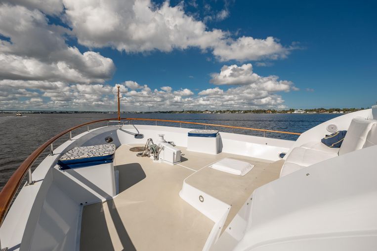 1985-90-cheoy-lee-motor-yacht