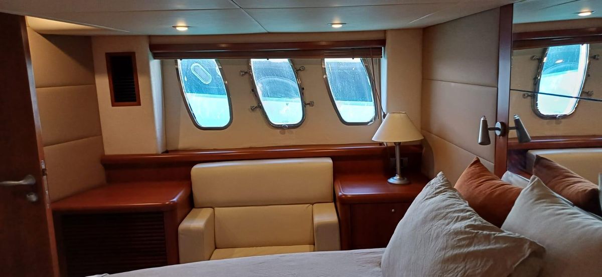 2006 Sunseeker 64 