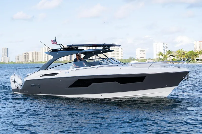 Yacht Photos Pics Manufacturer Provided Image