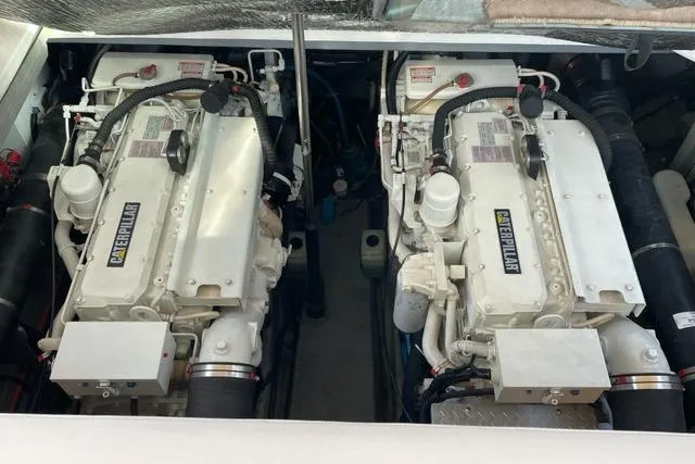  Yacht Photos Pics Twin Caterpillar engines in a 1998 Sea Ray 400 Sundancer yacht engine room.