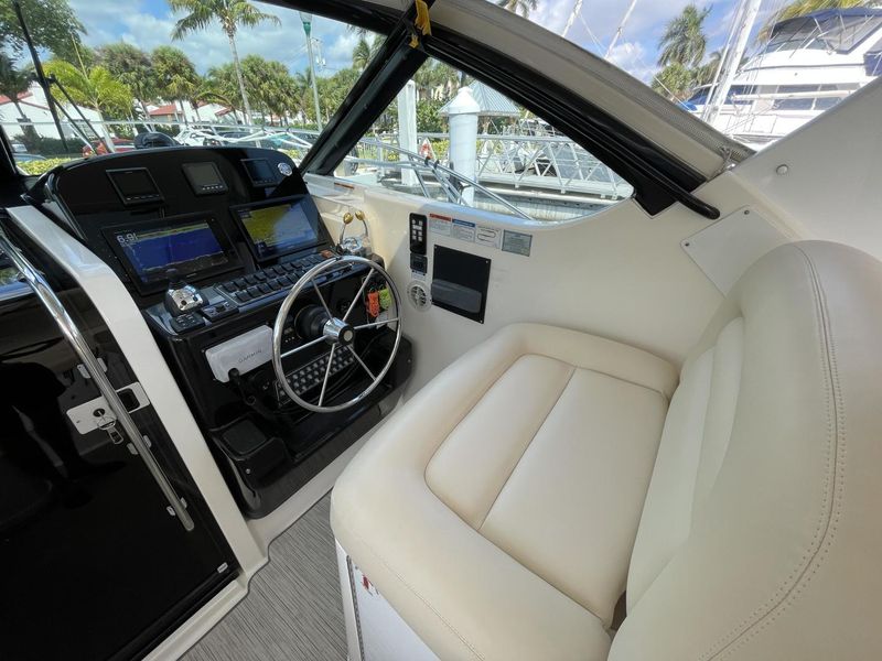 2009 Tiara Yachts 3600 Open