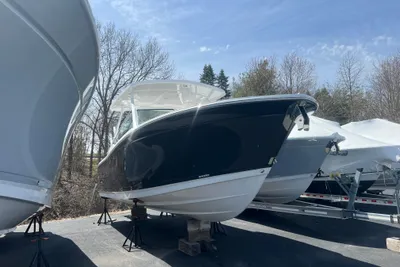 Blackfin 272DC